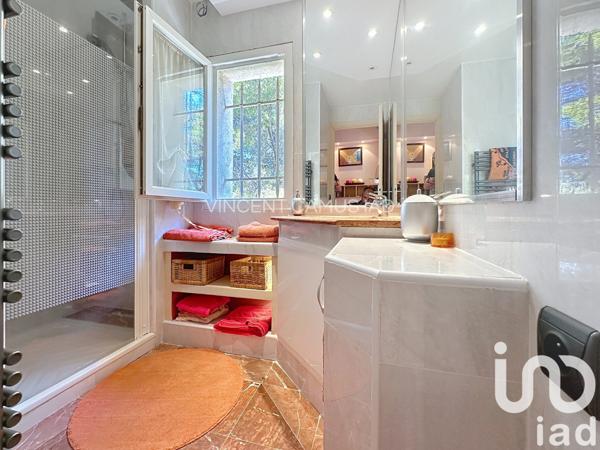 Maison à vendre 5 pièces 188 m² Saint-Cyr-sur-Mer