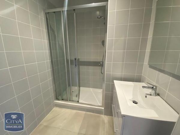 Appartement à louer 3 pièces 73.38m²