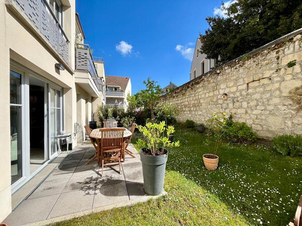 Appartement de standing à vendre sur la commune de L'Isle Adam - Rez-de-jardin 3 pièces