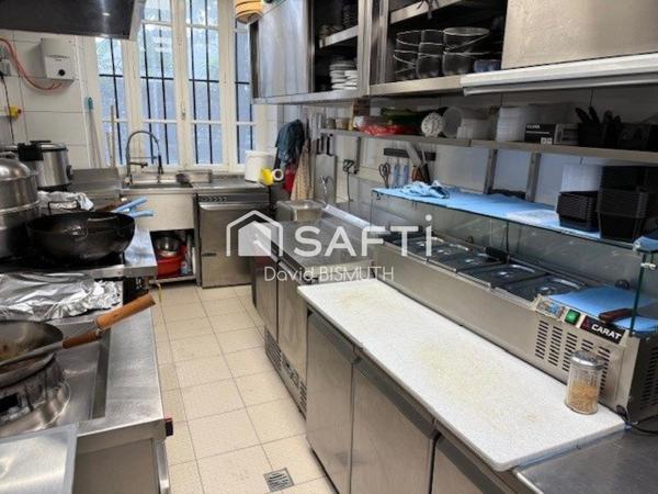 RESTAURANT SUR LEVALLOIS CENTRE AVEC UNE SURFACE DE 60 M2 POUR 50 COUVERTS DONT UNE TERRASSE DE 20 PLACES EXTRACTION DE 400