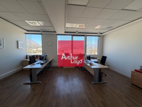 Bureaux à vendre divisibles à Échirolles proche Rocade et transports