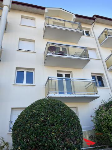T2 avec balcon et parking - MEDOQUINE TALENCE