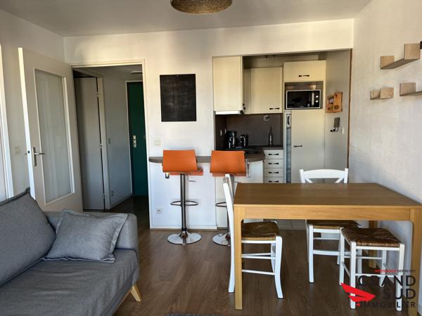 T2 avec balcon et parking - MEDOQUINE TALENCE