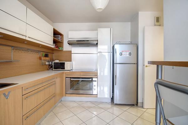 APPARTEMENT RUEIL-MALMAISON MONT-VALERIEN 3 PIECES 2 CHAMBRES AVEC TERRASSE ET DOUBLE PARKING EN SOUS-SOL