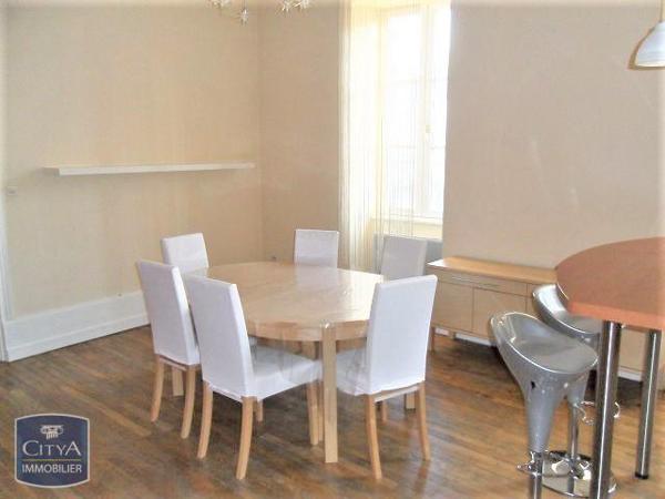 Appartement à louer 2 pièces 67.11m²