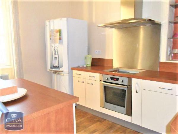 Appartement à louer 2 pièces 67.11m²