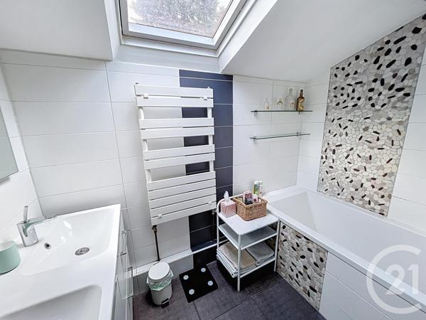 Maison à vendre  4 pièces - 127 m2 MEYZIEU - 69