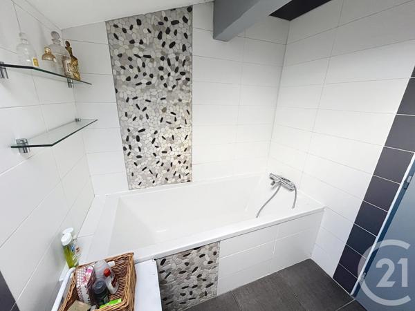 Maison à vendre  4 pièces - 127 m2 MEYZIEU - 69