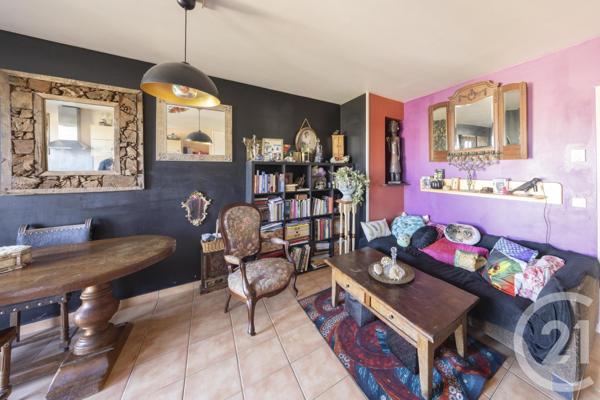 Appartement F2 à vendre  2 pièces - 55,38 m2 VIGNEUX SUR SEINE - 91