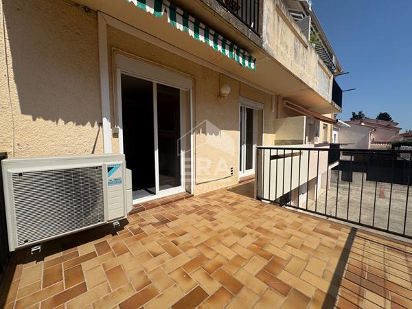 Appartement T3 à louer à Elne  80 m²  Terrasse et 2 parkings