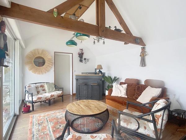 Indre et Loire -La Membrolle Sur Choisille -Maison de bourg 5 pieces et dépendance avec garage.