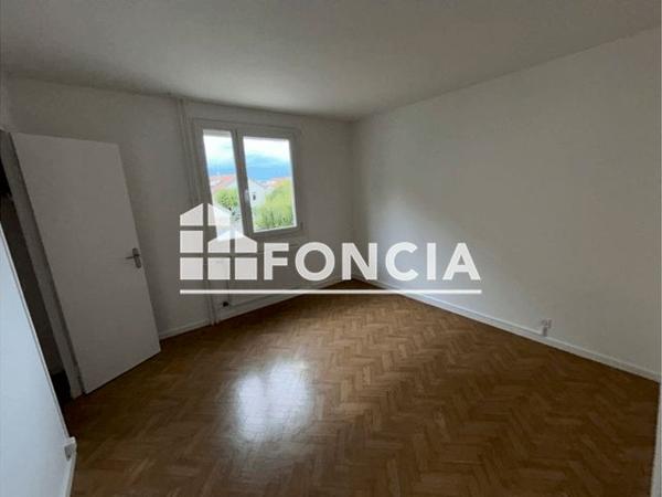 Location Appartement 3 pièces 63.22 m² - AVENUE DE PROVENCE Guilherand-granges 07500