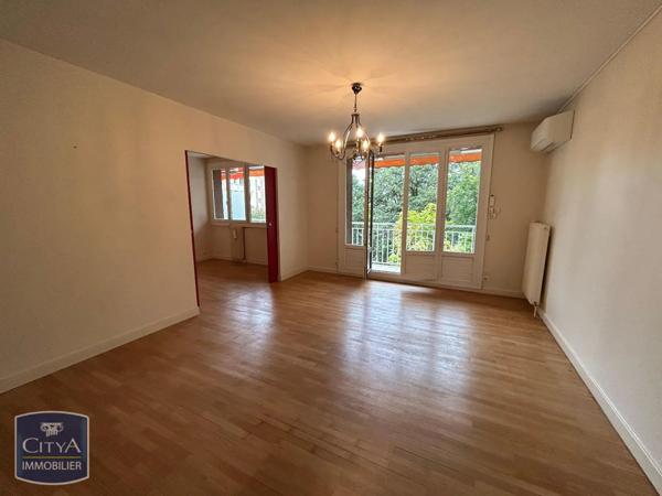 Appartement à louer 3 pièces 71m²