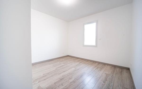 Maison à louer    4 pièces • 79,77 m2 Mimizan