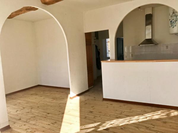 Dpt Pyrénées Orientales (66), à vendre PRADES appartement 3 pièces de 54 m² avec grenier de 11 m²