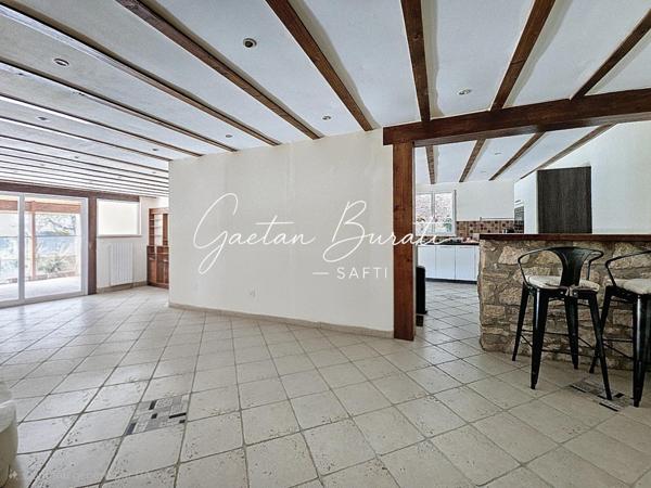 Maison de village 9 pièces 223 m²