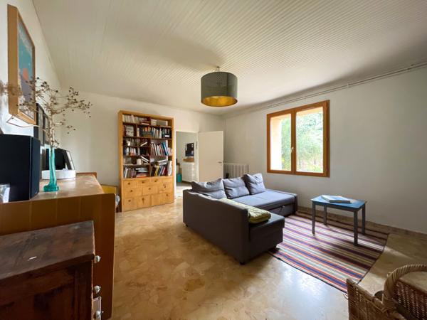 Rians (83560) Maison 6 pièces de 140 m² avec jardin