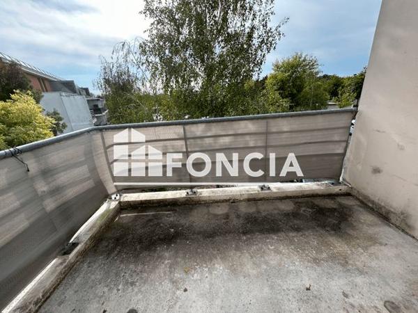 Location Appartement 2 pièces 41.99 m² - 1-5 AVENUE DU 10 MAI 1981 Ambes 33810