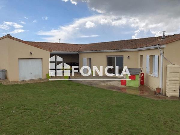 Location Maison 5 pièces 116.99 m² - 7 RUE ONYX Chazelles 16380