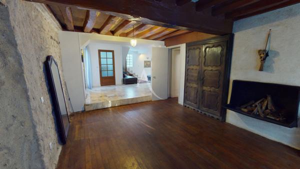 DEUX maisons en UNE pour 257 m² + grand terrain