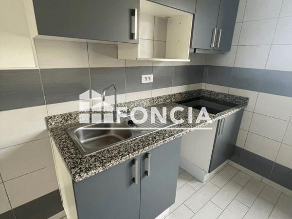 Location Studio 30.62 m² - 139, BOULEVARD GABRIEL PERI Viry Chatillon 91170