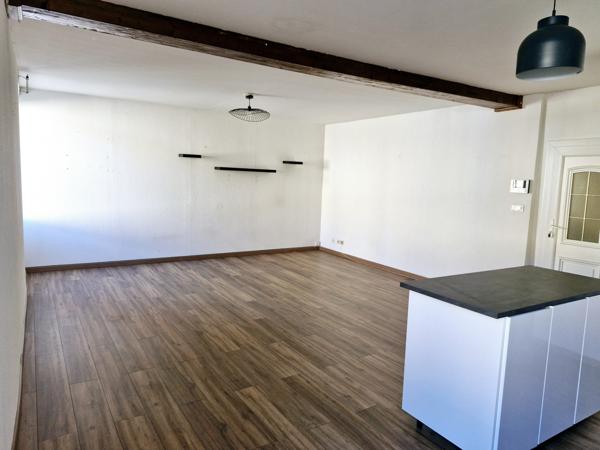 Courthézon (84350) Appartement 71 m2 avec cave et stationnement