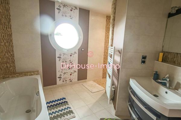 Maison à vendre 8 pièces de 198 m²