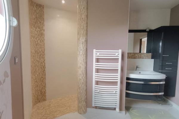 Maison à vendre 8 pièces de 198 m²