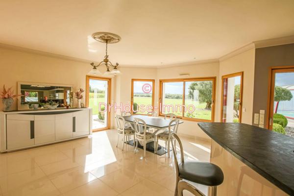 Maison à vendre 8 pièces de 198 m²