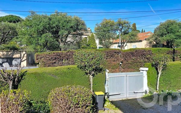 Maison à vendre    4 pièces •  Antibes