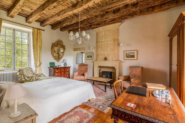 Joyau Architectural du XVIe Siècle avec Classement Patrimonial – Périgord Noir