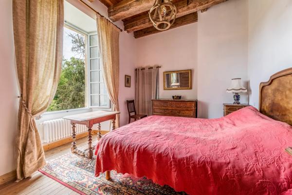 Joyau Architectural du XVIe Siècle avec Classement Patrimonial – Périgord Noir