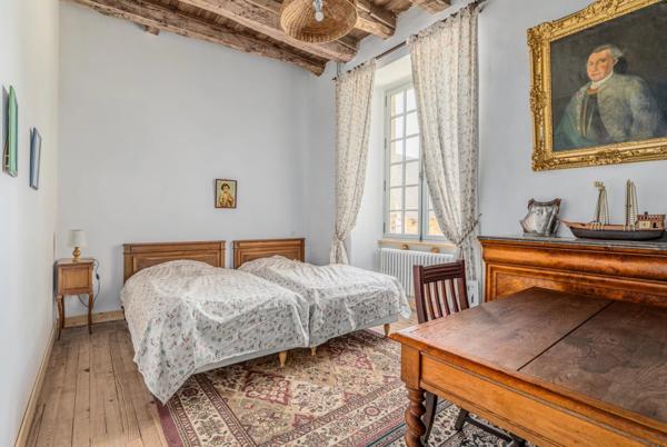 Joyau Architectural du XVIe Siècle avec Classement Patrimonial – Périgord Noir