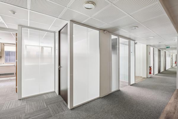 Nanterre - Bureaux rénovés, modernes et fonctionnels - Au pied du RER A Nanterre-Préfecture