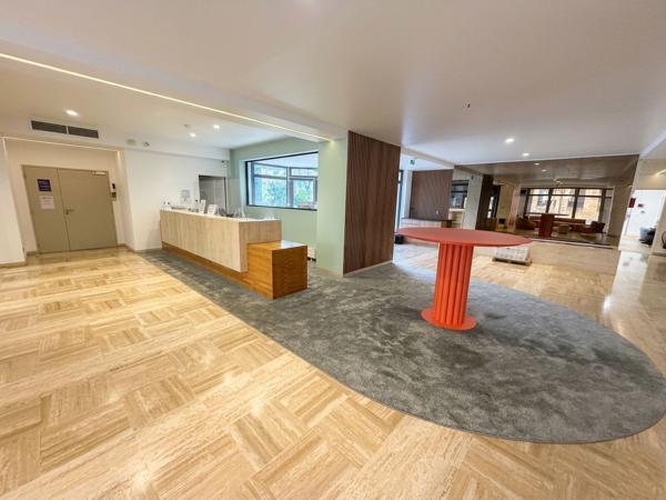 Nanterre - Bureaux rénovés, modernes et fonctionnels - Au pied du RER A Nanterre-Préfecture