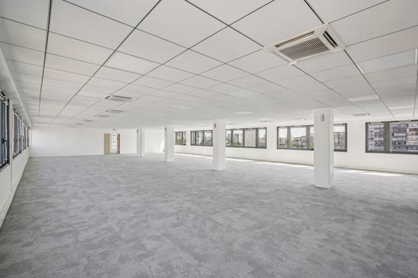 Nanterre - Bureaux rénovés, modernes et fonctionnels - Au pied du RER A Nanterre-Préfecture