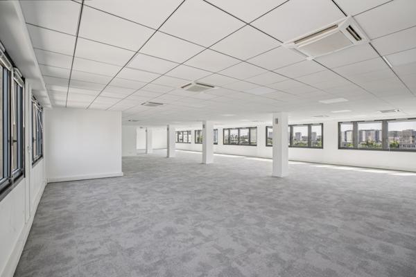 Nanterre - Bureaux rénovés, modernes et fonctionnels - Au pied du RER A Nanterre-Préfecture