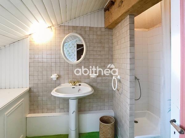 MAISON DE VILLE ANGOULEME 179 M2 3 chambres