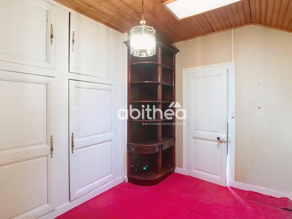 MAISON DE VILLE ANGOULEME 179 M2 3 chambres