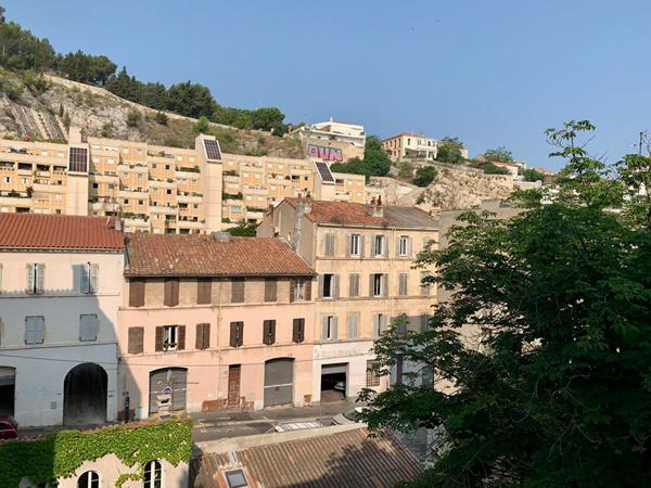 A vendre appartement de type 3 situé à Marseille 13006 - Boulevard NOTRE DAME