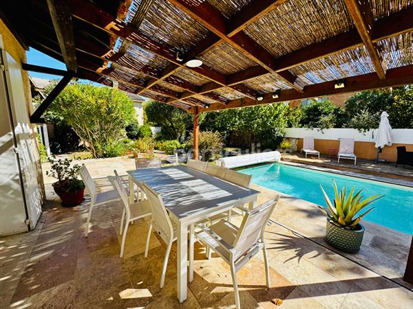 Vente Villa180 m² - 8 Pièces - BAILLARGUES (34670)