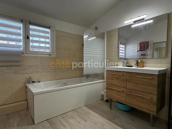 Vente Villa180 m² - 8 Pièces - BAILLARGUES (34670)