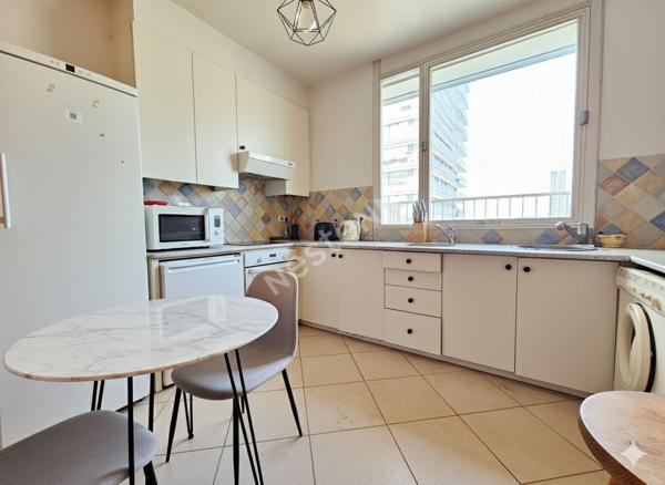 Puteaux : Dernier étage Terrasse, Appartement 3 /4 Pièces de 94 m² avec cave et Parking