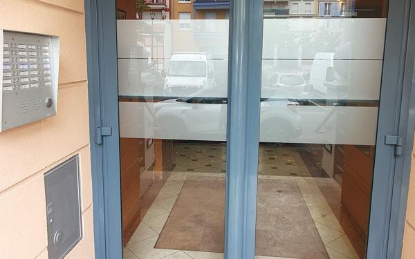 Appartement à vendre    2 pièces • 42,49 m2 Le Blanc-Mesnil