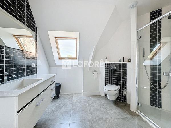 Achat maison près de HERMANVILLE SUR MER - 15 pièce(s) - 453 m² - 1 299 900 €