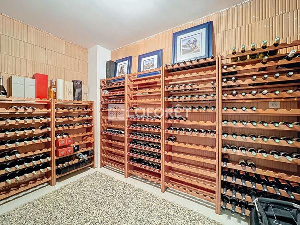 Achat maison près de HERMANVILLE SUR MER - 15 pièce(s) - 453 m² - 1 299 900 €