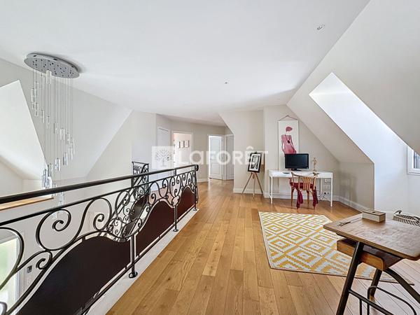 Achat maison près de HERMANVILLE SUR MER - 15 pièce(s) - 453 m² - 1 299 900 €