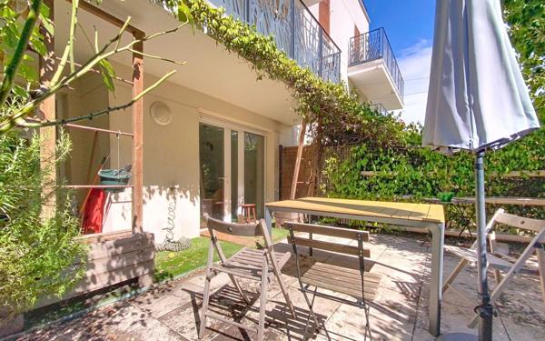 Appartement à vendre    3 pièces • 63 m2 Voisins-le-Bretonneux