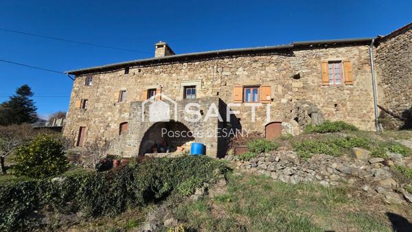 Propriété de caractère en pierre à Vals-les-Bains