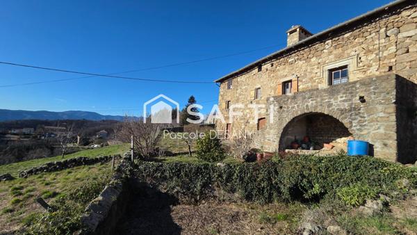 Propriété de caractère en pierre à Vals-les-Bains